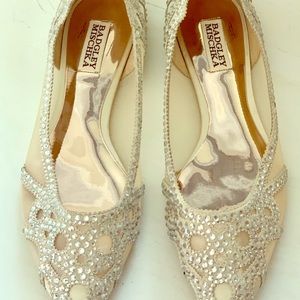 Badgley Mischka Gigi Crystal Pointy Toe Flat 8.5